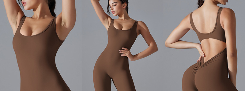 Fitness Ολόσωμη Αθλητική Φόρμα V Καμπάνα με Τιράντες Καφέ (A6667)